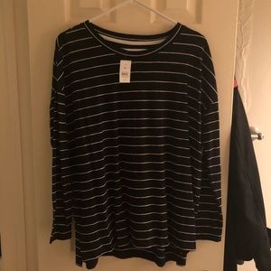 NWT Lou & Grey Tunic Top